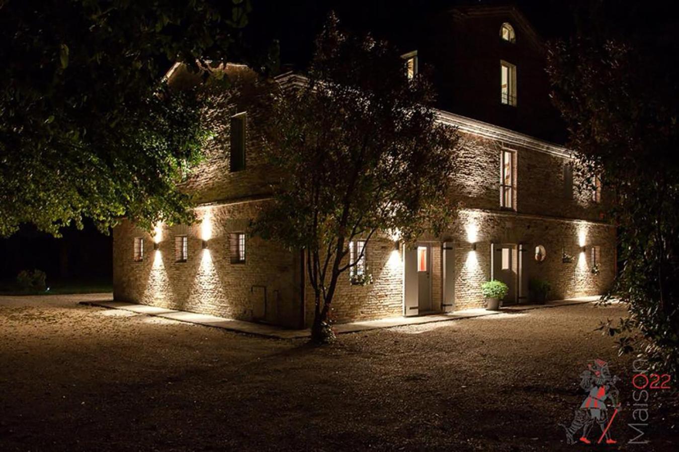 Отель Maison022 Ези Экстерьер фото